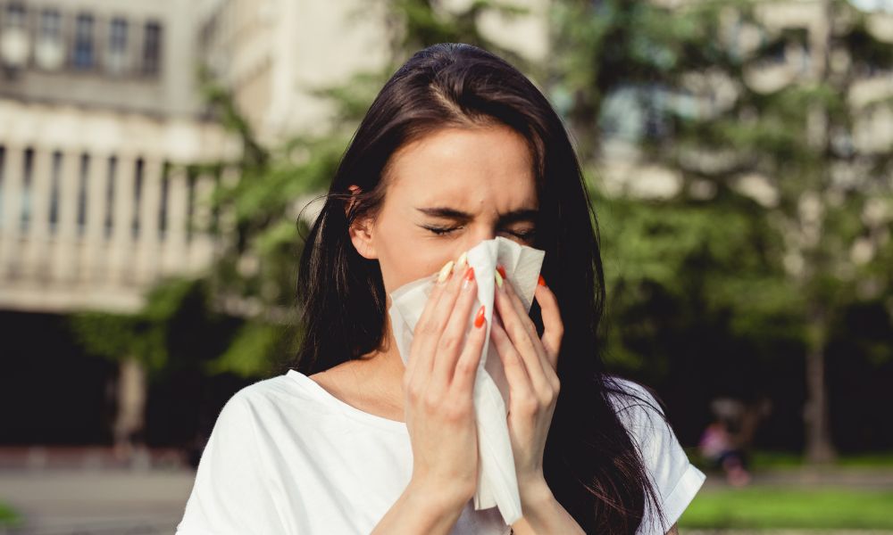 Managing seasonal allergies